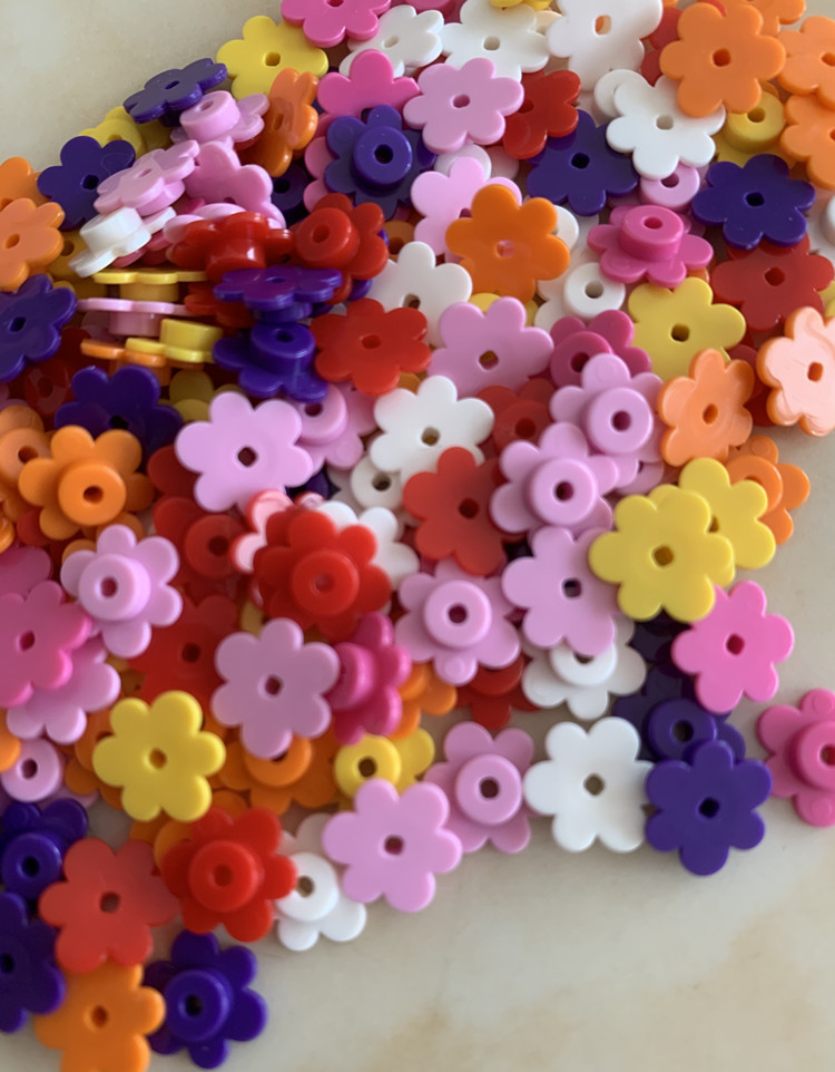 500-1000pcs Small Flower 3742  - Kids Toys Brand 评论和价格