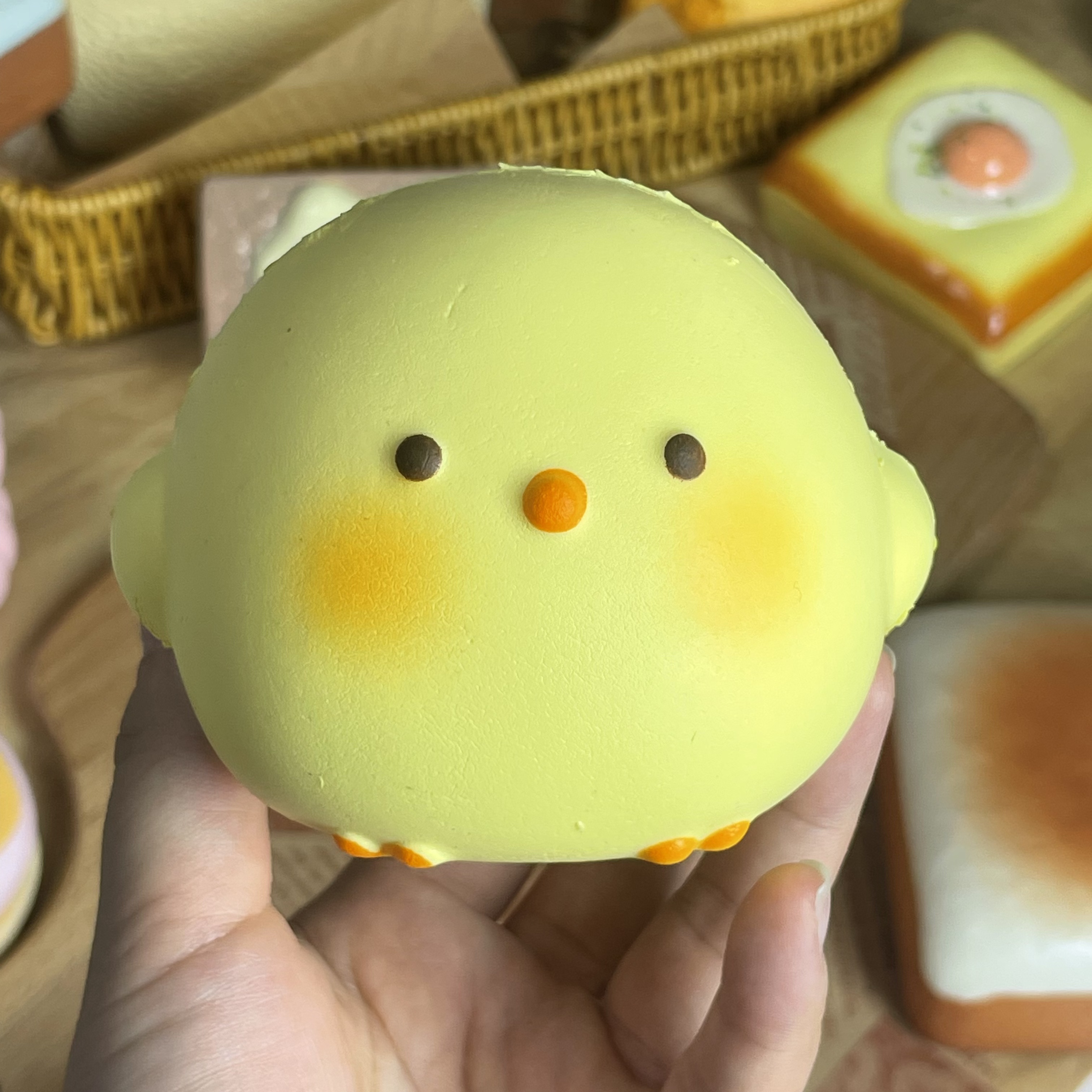 HOT Giant Cute Chick Slow Risi - Kids Toys In Wholesale 评论和价格